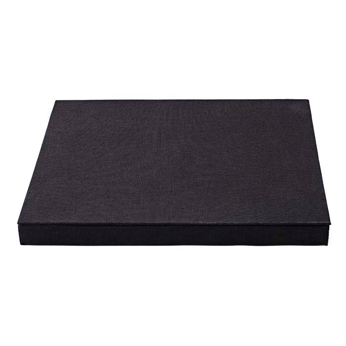 شاشة عرض ريسر من الكتان الأسود