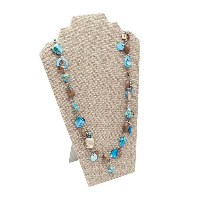 Staffelei-Display für Halsketten aus Sackleinen