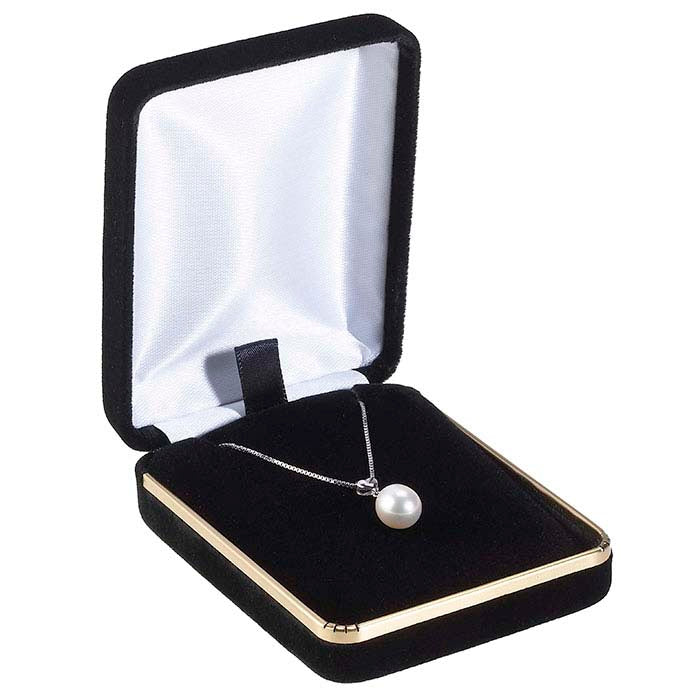 علبة هدية قلادة كبيرة من المخمل الأسود للسهرات