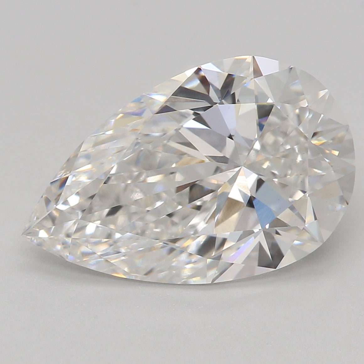 Laboratoriedyrket diamant 2,56 ct, pære, E, VS1