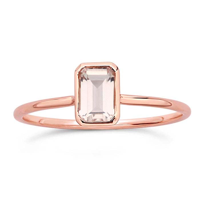 Ring aus 14 Karat Roségold mit Smaragdschliff und Rosenquarz