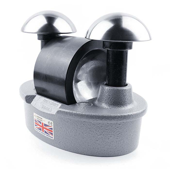 Durston stort sett med doming daps og forming