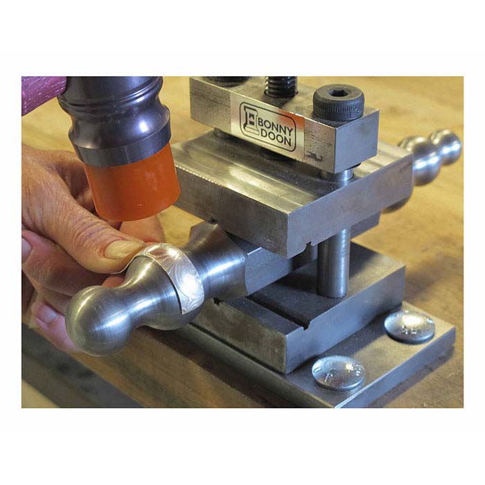 Bonny Doon Vertical Vise, Bench Mount