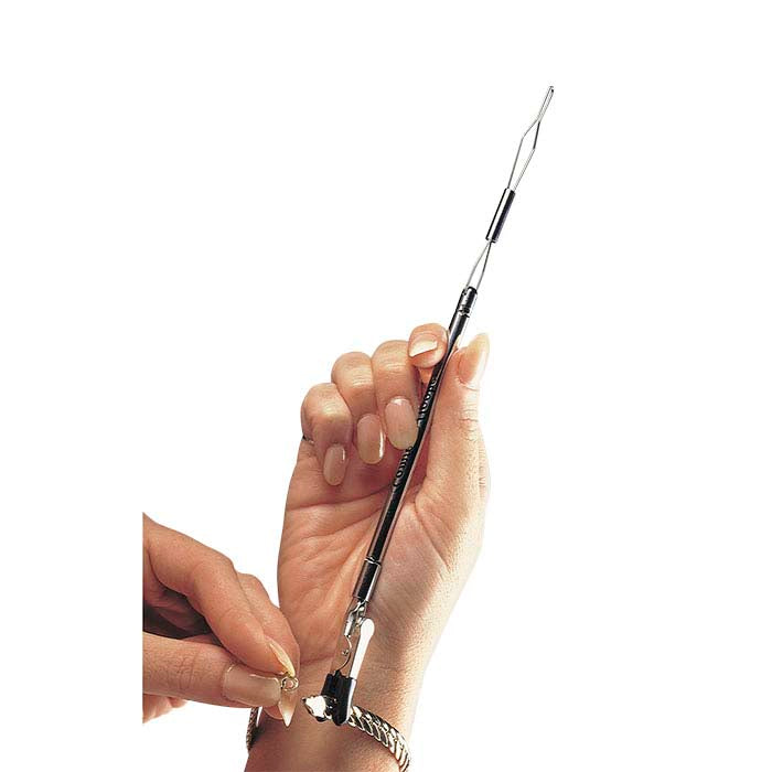 Cuff Helper The Hooker™ Bracelet Helper – Amadesa