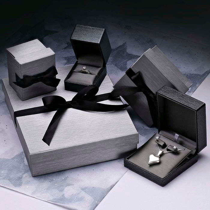 קופסת מתנה לטבעת סרט פרימיום סילבר נייט