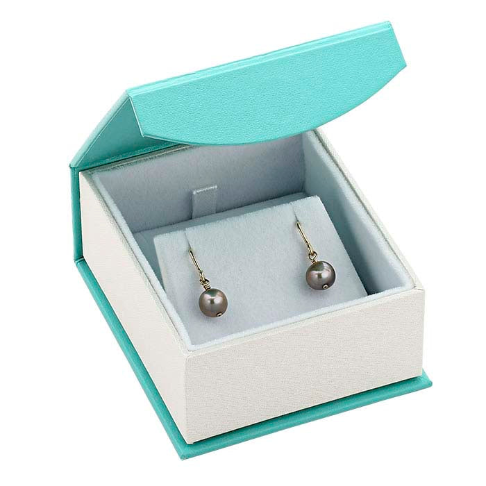 Blaugrüne Geschenkbox mit Anhänger und Ohrringen