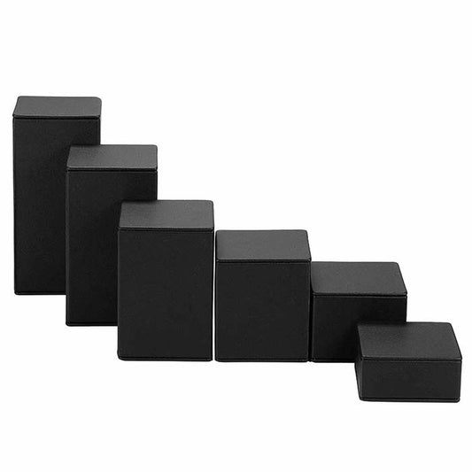Set di espositori rialzati quadrati in similpelle nera