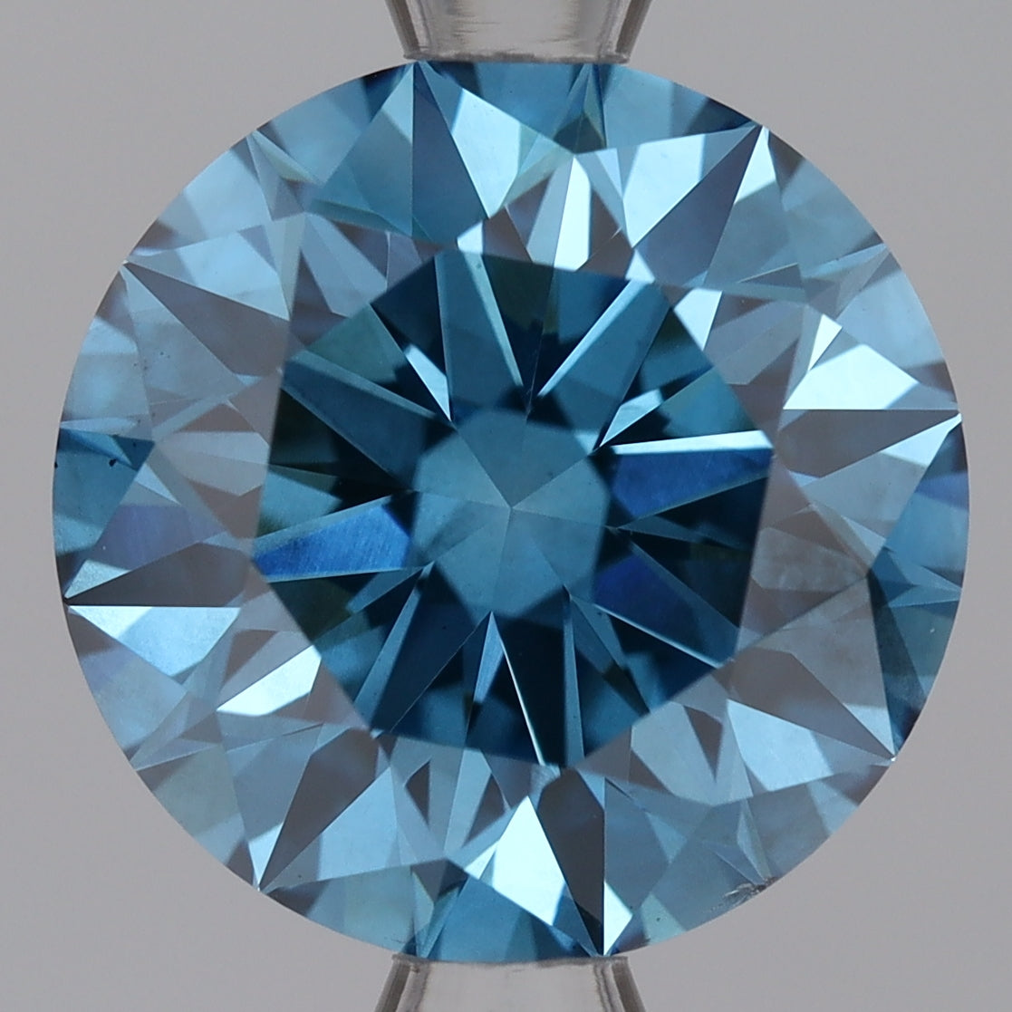 Lab-Grown Diamond 2.39ct, Round, Blue, SI2