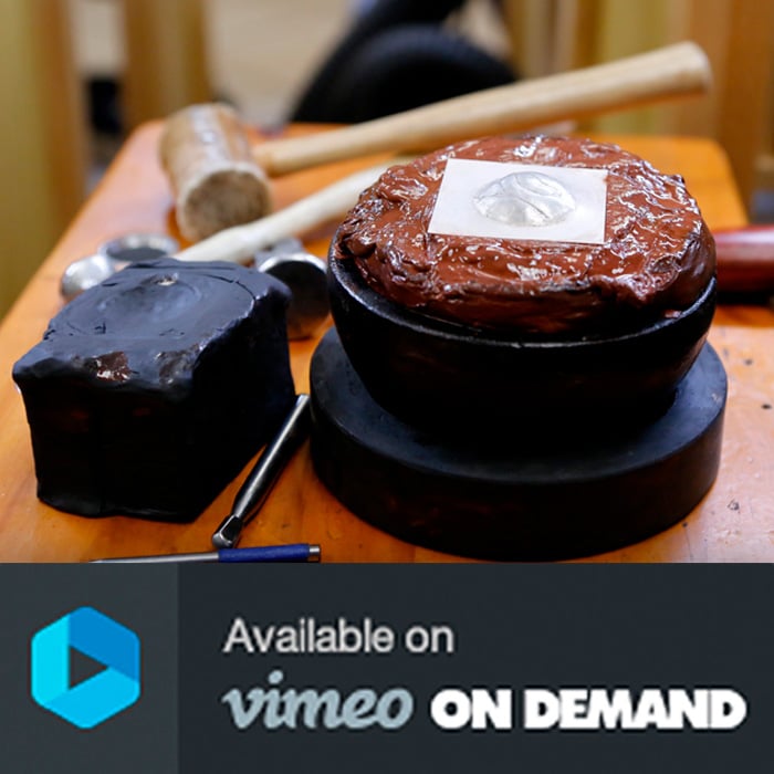 Techniques métalliques des maîtres de l'âge du bronze : Repoussage et ciselure orientaux, vidéo en streaming