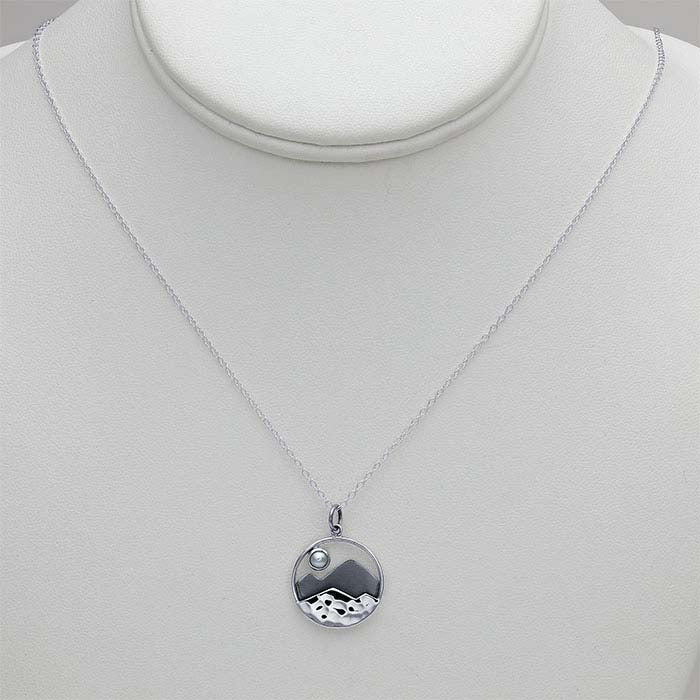 Sterling Silber Berg mit Perlenmond Halskette