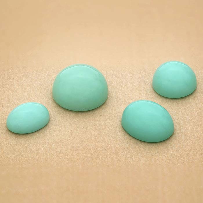 Mint-Green Chrysoprase Round Cabochon
